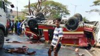 Mobil Damkar Pangkep Terbalik, Dua Petugas Dilaporkan Meninggal