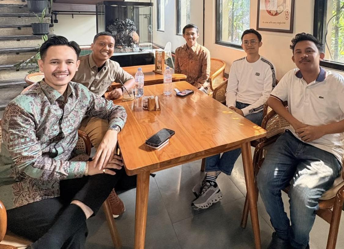 Budayawan Sulsel Abdi Mahesa Dukung Ilham Ari Fauzi di Muswil ILUNI